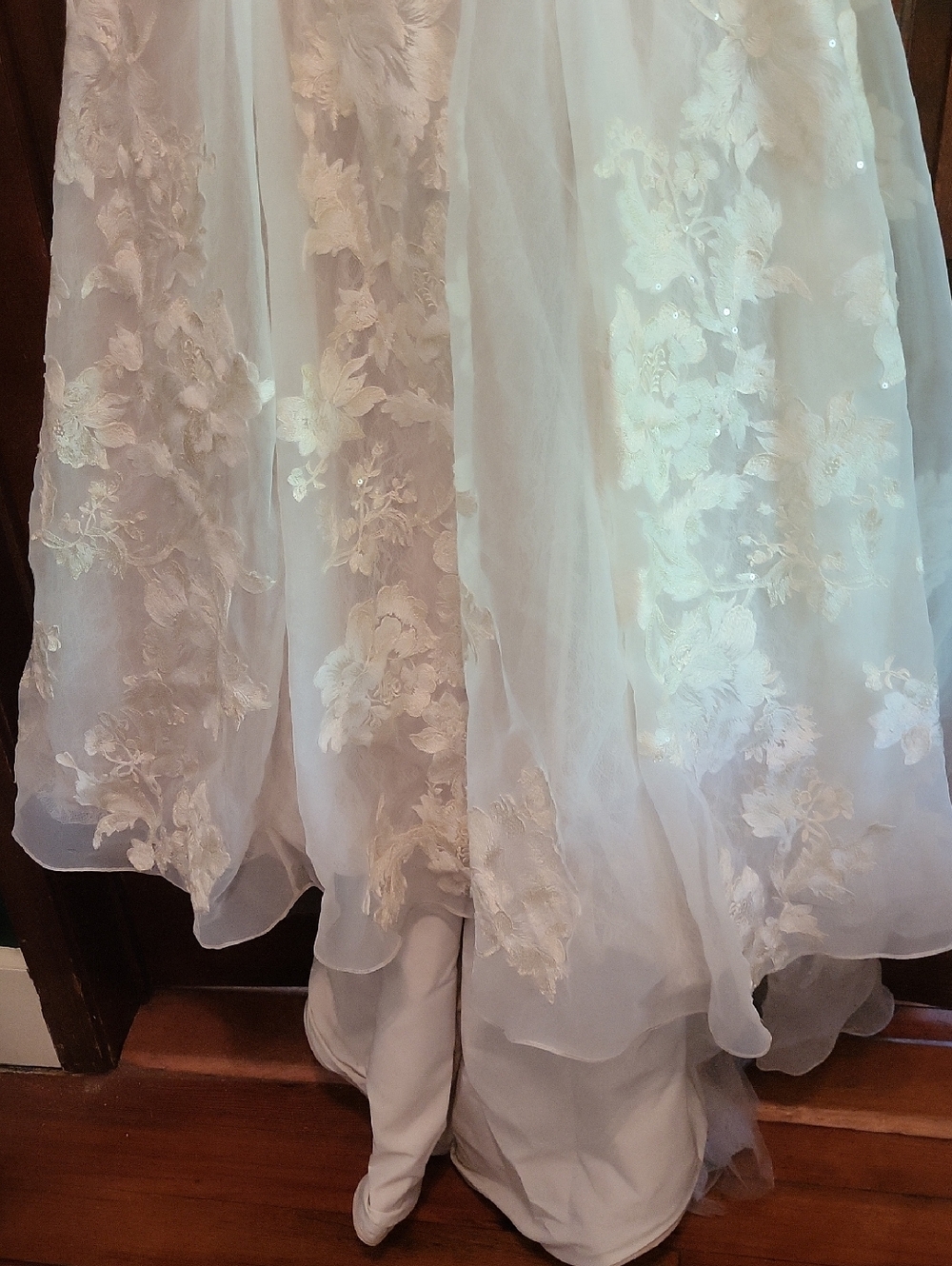 Oleg Cassini Cream Lace Bridal Gown - Picture 5 of 13